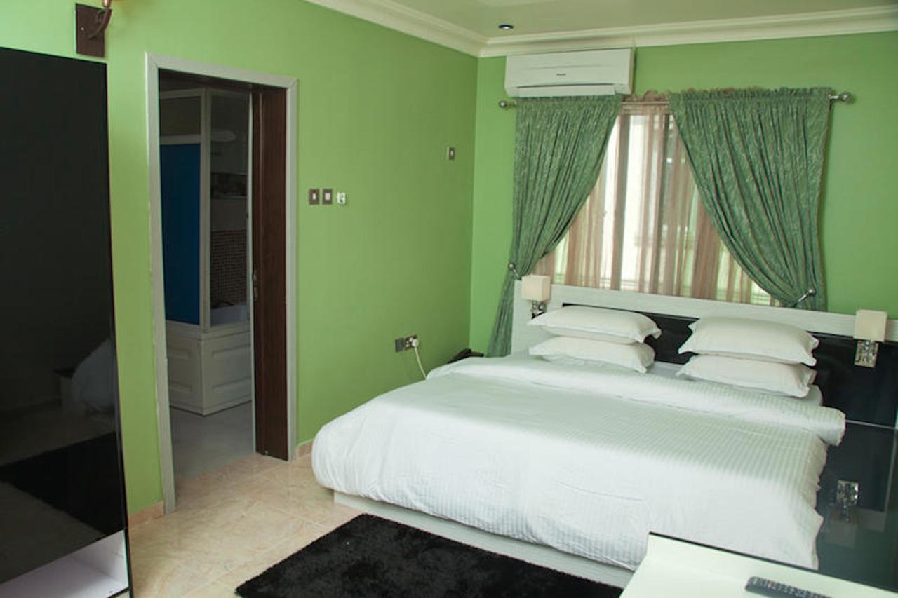 Milestone Hotel Ogombo Экстерьер фото