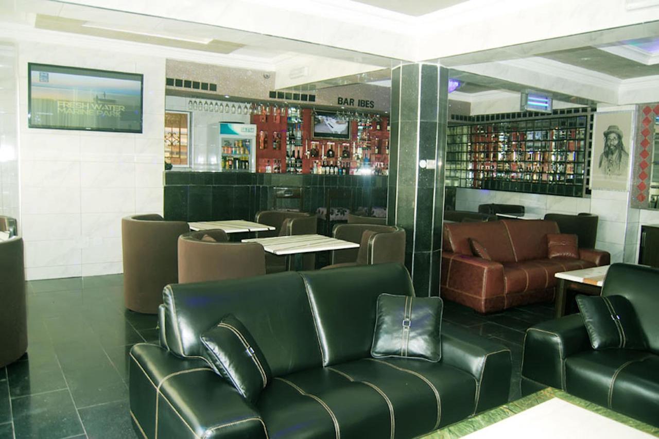 Milestone Hotel Ogombo Экстерьер фото